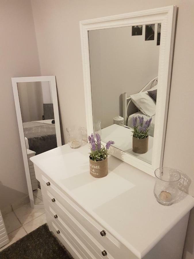 Fiona'S Apartment Viros Экстерьер фото